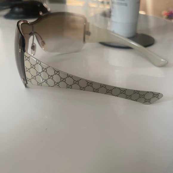 Gucci Vintage Sunglasses - Picture 4 of 5